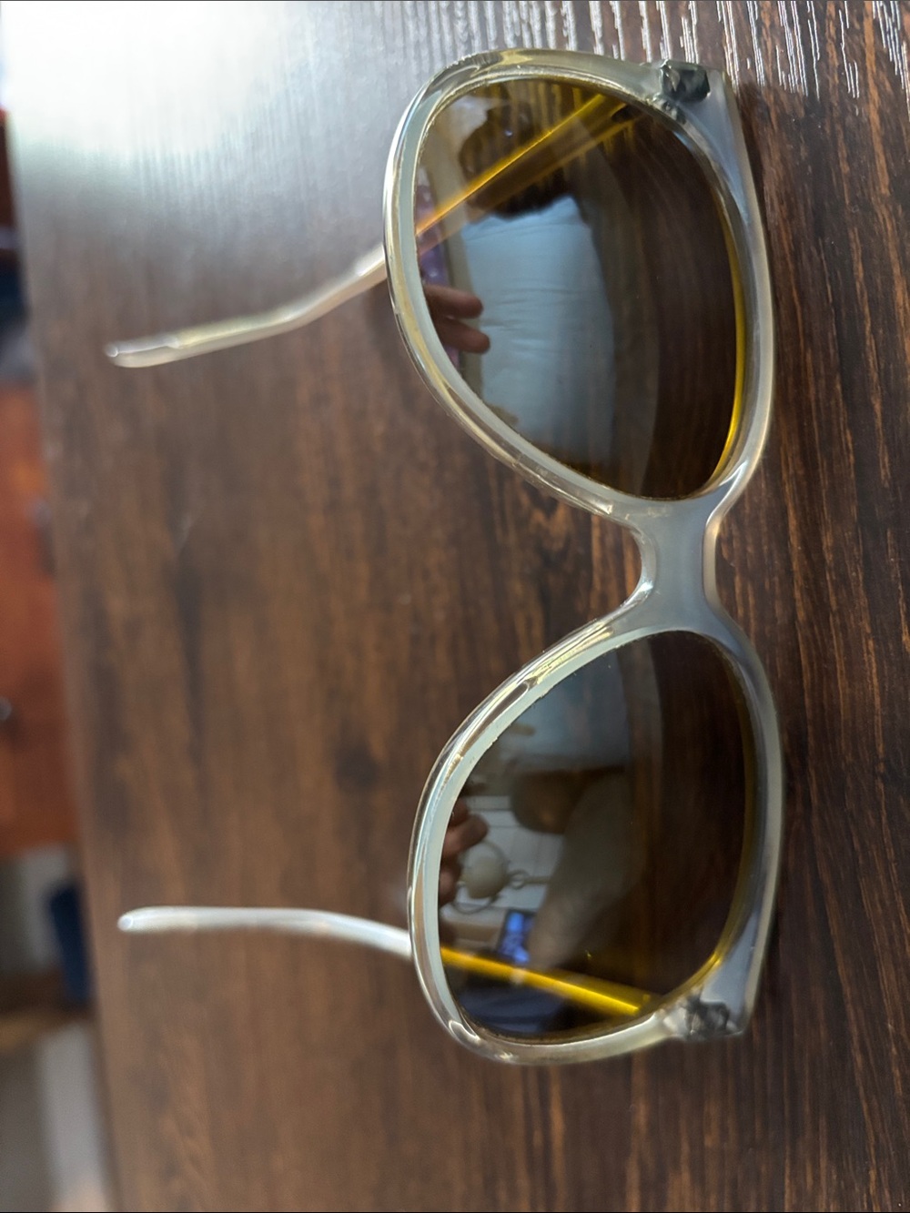 Vaurnet Sunglaases: women PX / Pouilloux Clear/silver sculpture Frame wit